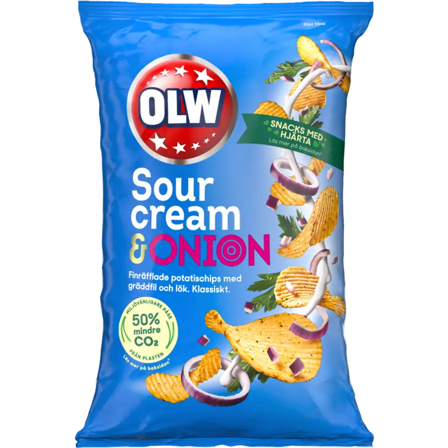 OLW Sourcream and Onion – classic Swedish chips with a savory blend of tangy sour cream and zesty onion flavors.