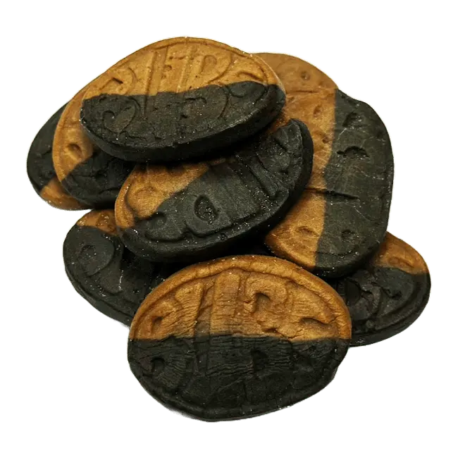 Bubs Salty Liquorice Toffee Ovals are chewy Swedish candies with a bold combination of salty licorice and creamy toffee.