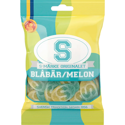 Candy People S-Märke Blåbär – a pack of Swedish candy featuring blueberry-flavored sour gummies with a sugar coating.